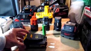 Read more about the article How To Charge Milwaukee M12 Battery Without A Charger