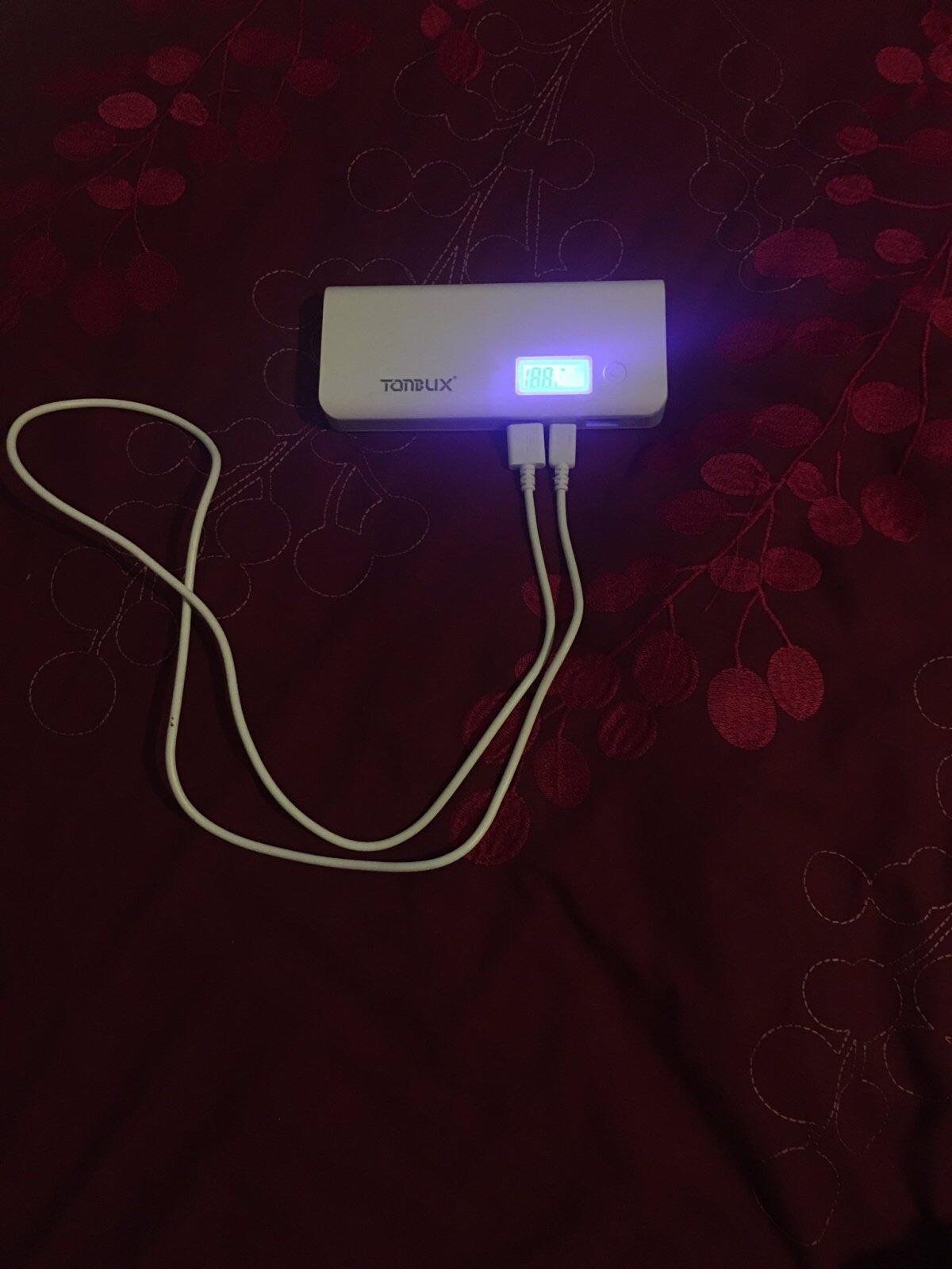 what-happens-when-you-plug-a-charger-into-itself