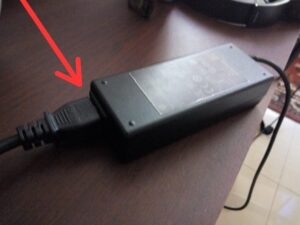 Read more about the article What To Do If Your Laptop Charger Is Loose: Easy Fixes And Solutions