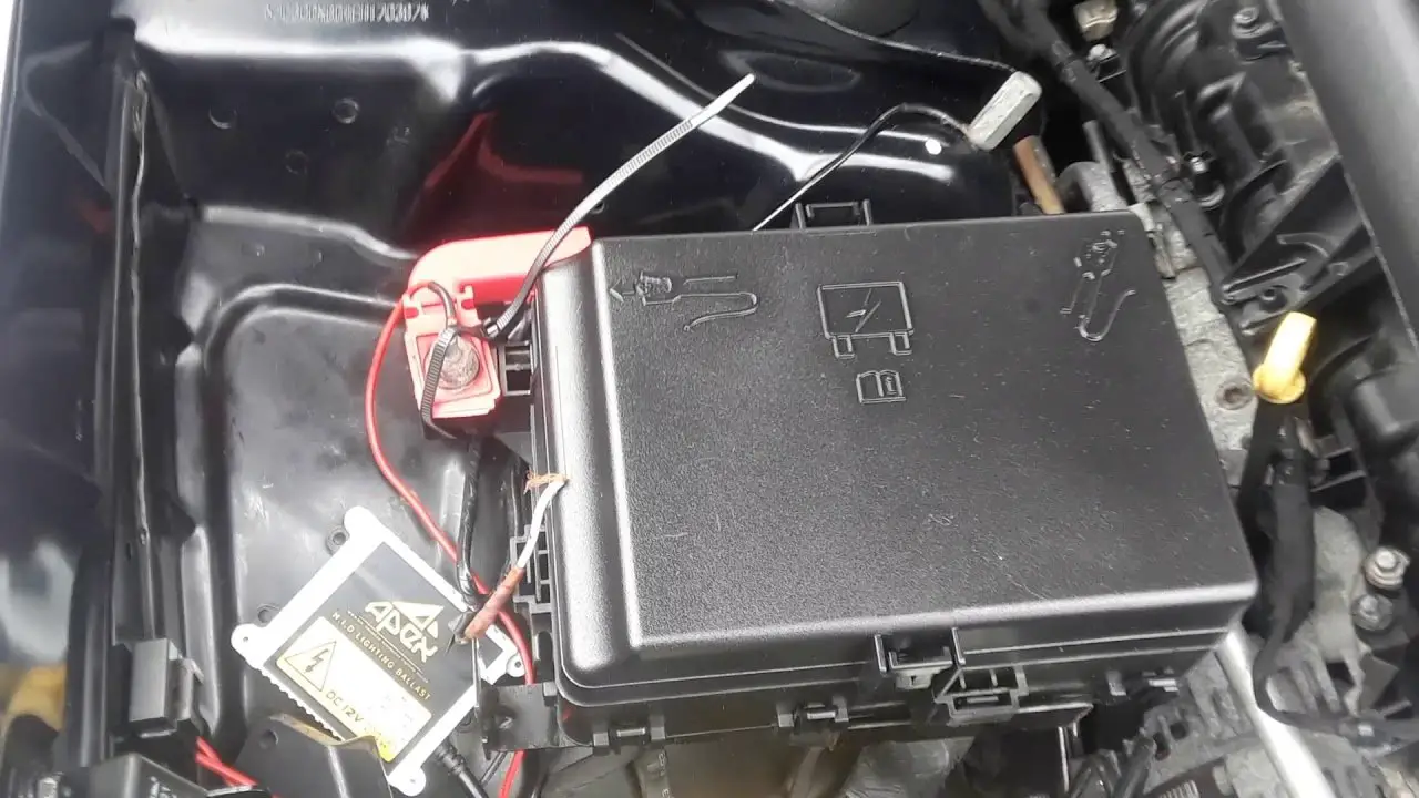 Read more about the article Where Is The Battery In A Dodge Charger? Find Out!