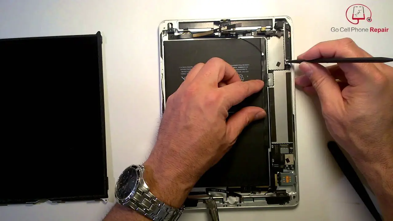 Read more about the article Repairing The Ipad Charger Port: A Step-By-Step Guide