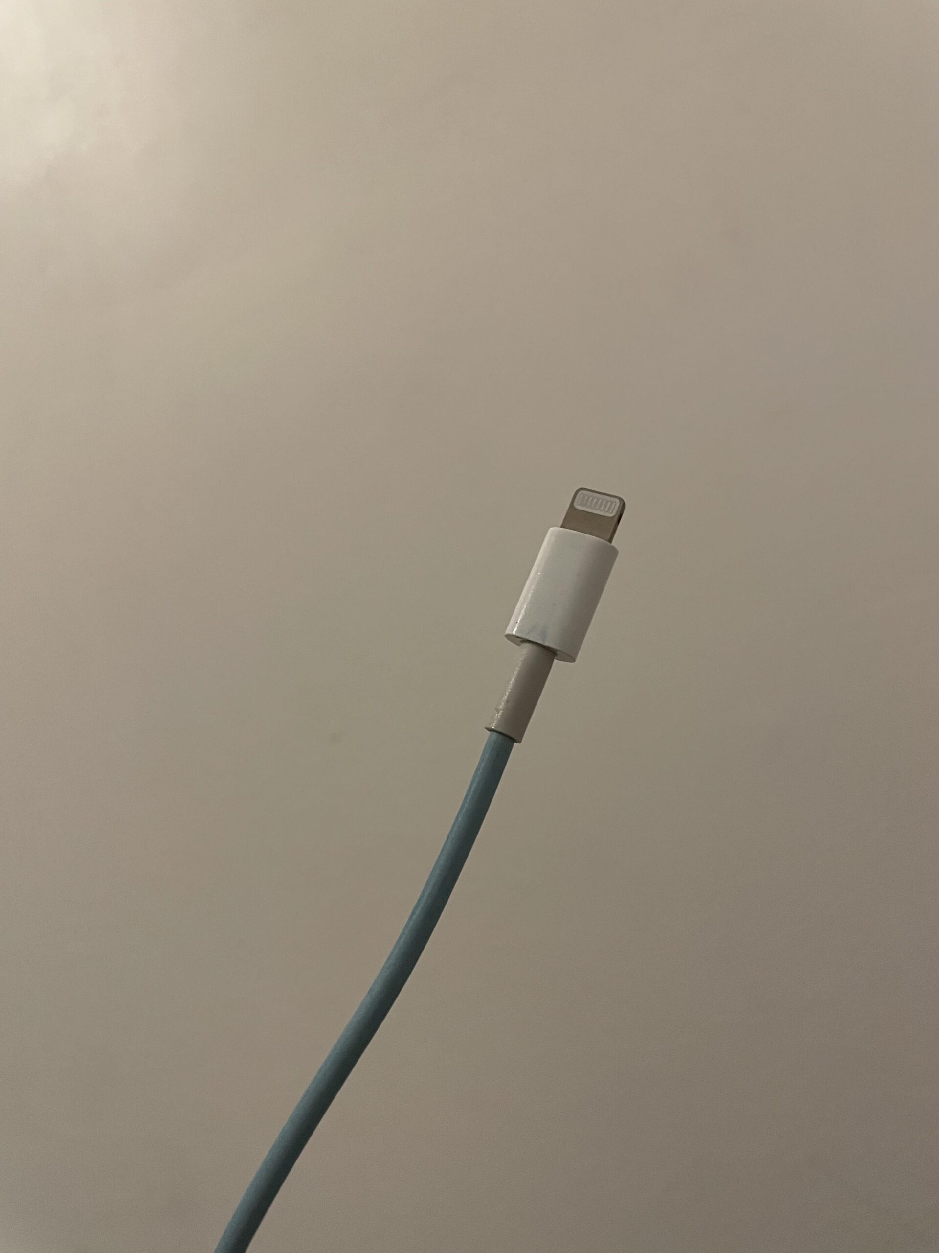 Read more about the article Understanding The Mystery: Why Is My Charger Turning Blue?