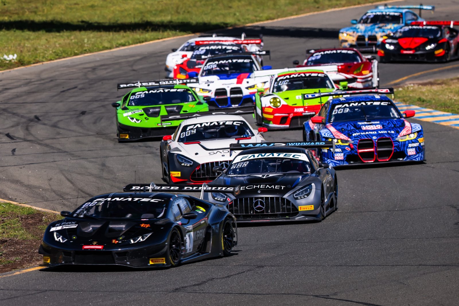 Read more about the article Car Racing This Weekend: Your Guide To Upcoming Races