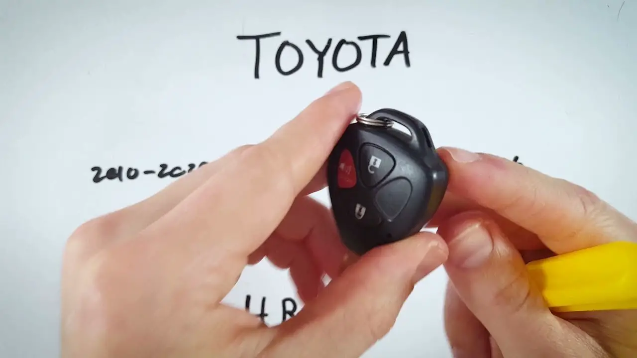 Read more about the article Effortlessly Replace Battery In Toyota 4Runner Key Fob