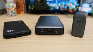 Read more about the article The Ultimate Guide To The Best Portable Phone Charger