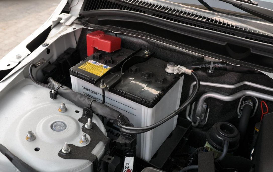 Read more about the article Decoding The Negative Color On Car Battery: Which Is The Right One?