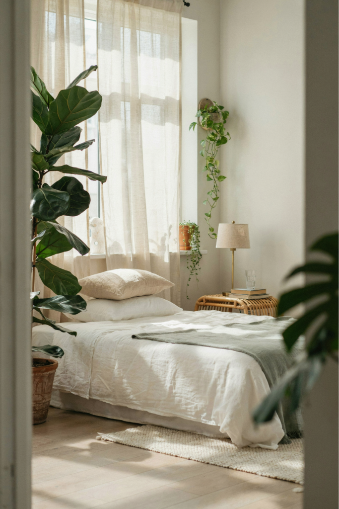 Greenery Bedroom Ideas to Create a Fresh, Relaxing Retreat